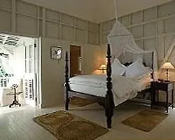 Hotel Strawberry Hill & Spa Kingston